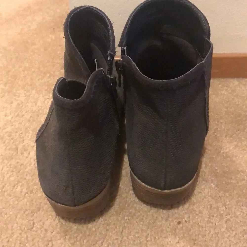 Kensie Gerona dark blue ankle boots